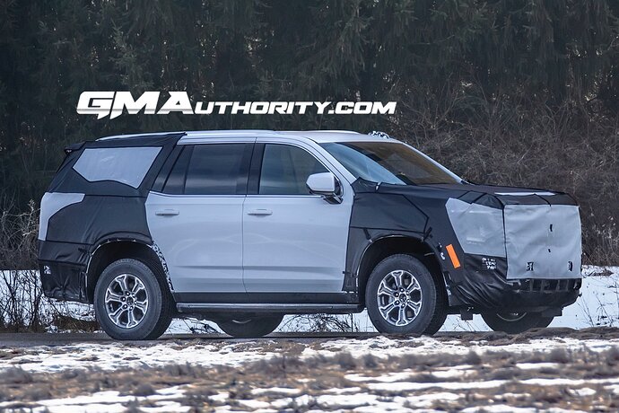 2024-GMC-Yukon-Prototype-Spy-Shots-February-2022-Exterior-001