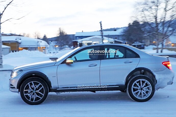 mysterious-suv-prototype-uses-mercedes-benz-c-class-body-as-a-mule_3