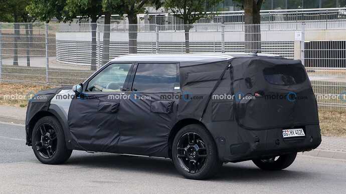 kia-ev9-spy-photos (17)