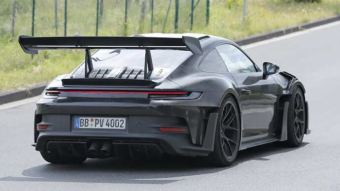 Porsche-911-GT3-RS-009_daiaie