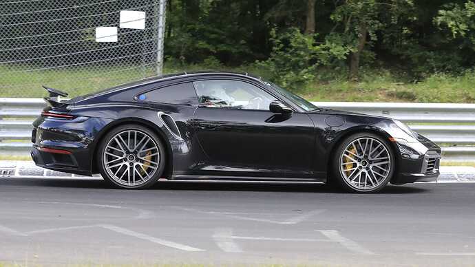 Porsche 911 Turbo Hybrid-5