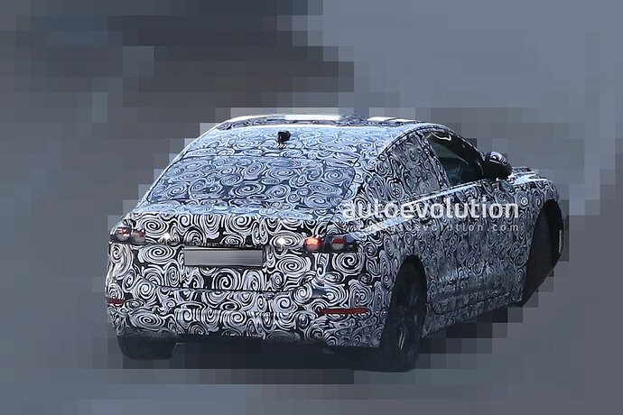 2024-audi-a6-e-tron-spied-for-the-first-time-comes-with-odd-headlights_5