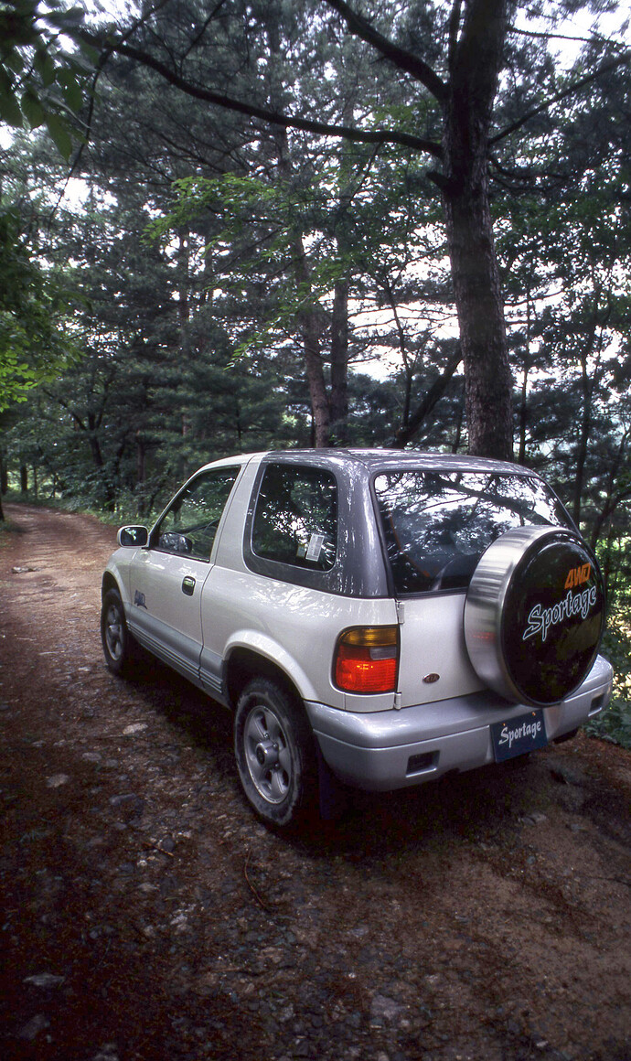 Heritage_Sportage_Outside_shot04_10