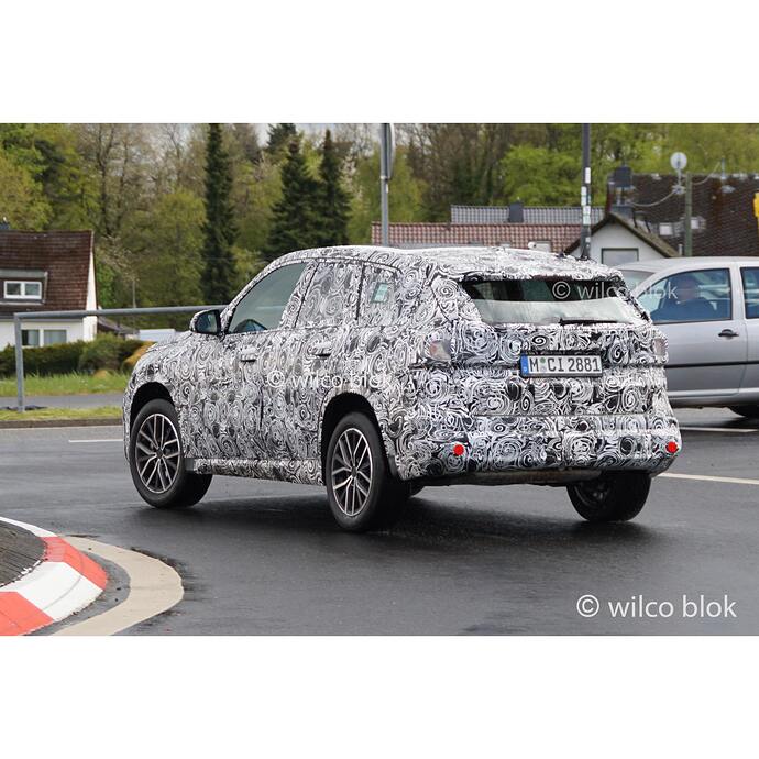 2022_bmw_x1_sav_02