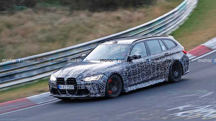 2022-bmw-m3-touring-glowing-brake-rotors-spy-photo