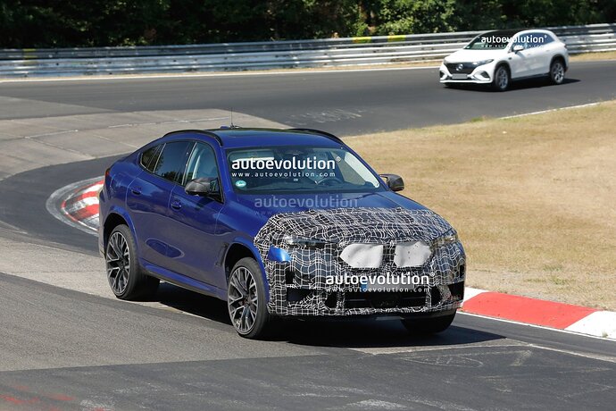 2024-bmw-x6-m-facelift-spied-on-the-nurburgring-with-minimal-camo-massive-grille_9