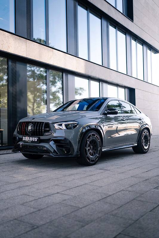 https___media.brabus.com__Resources_Persistent_6_f_9_1_6f91e5d5b8b745385101eac7b4a32df204ae083b_BRABUS 900 ROCKET EDITION Düsseldorf (3)