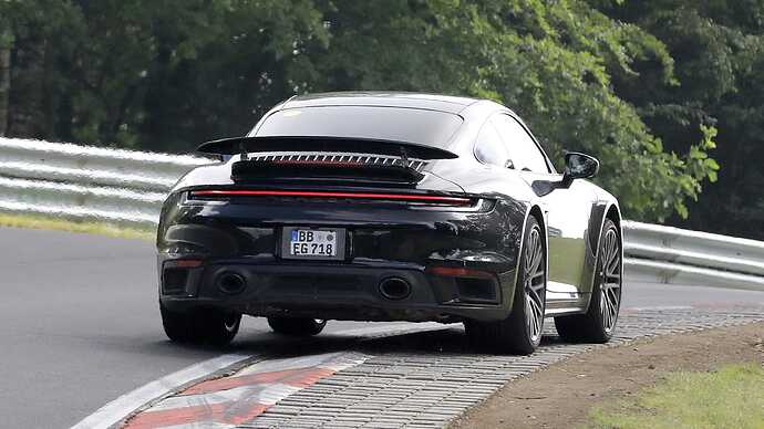 Porsche 911 Turbo Hybrid