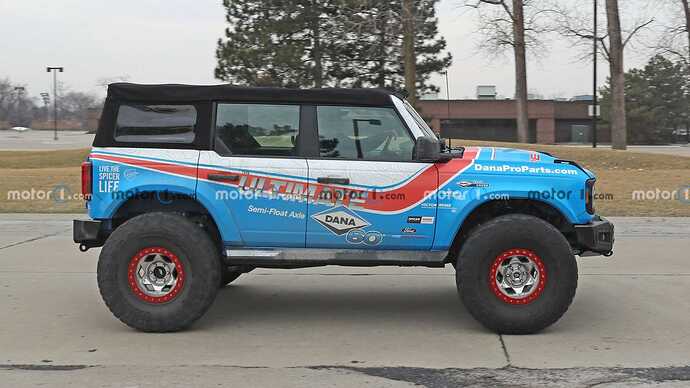 ford-performance-bronco-side-view (2)