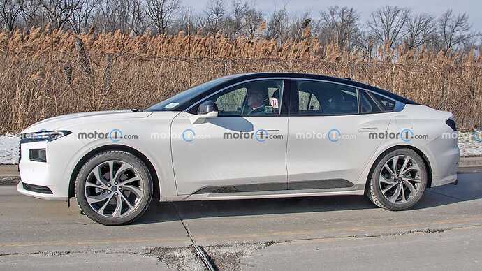 2023-ford-mondeo-fusion-spy-shots (7)