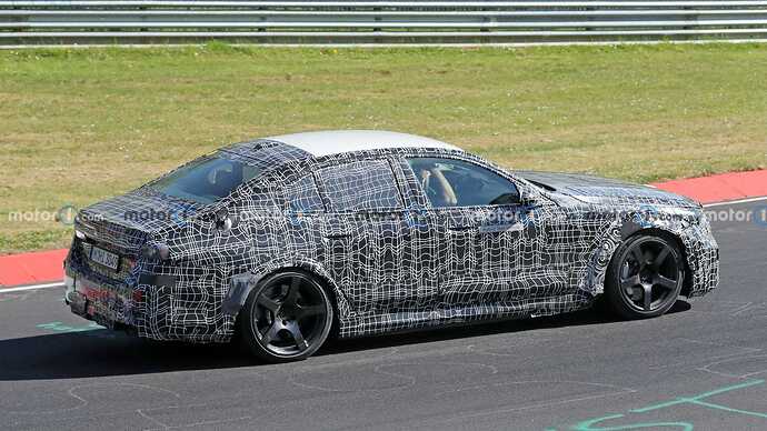 2024-bmw-m5-spy-photo (22)