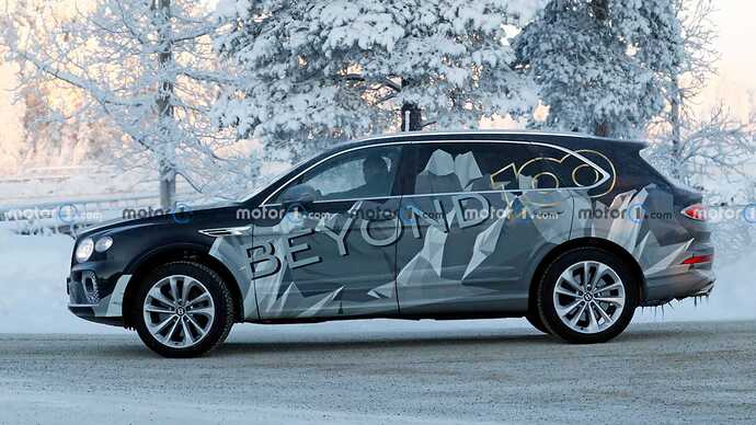 bentley-bentayga-long-wheelbase-spied-during-cold-weather-testing (5)