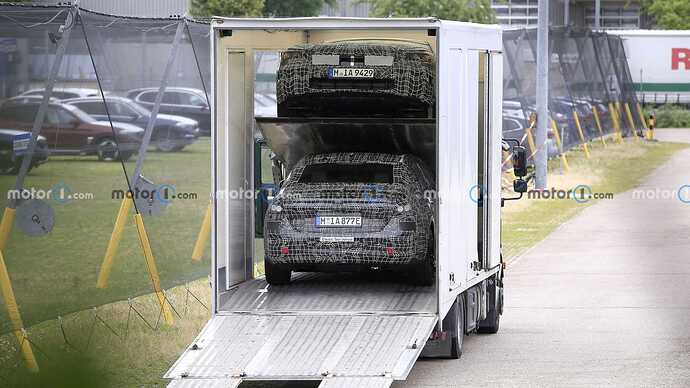 bmw-i5-spy-shots-rear-on-truck