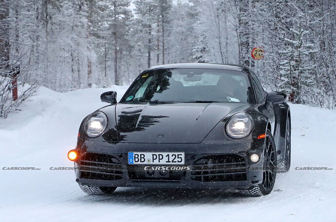 Porsche-911-992-Facelift-Scoop-2