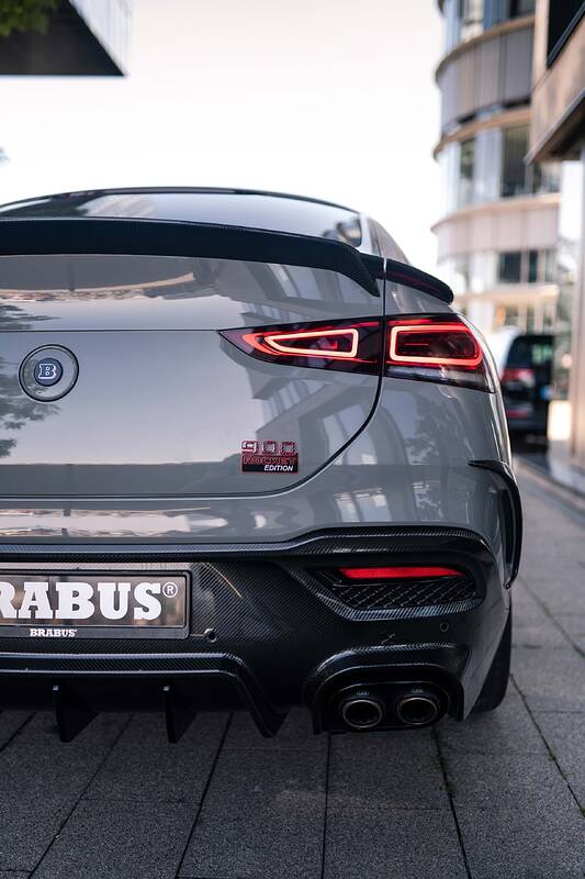 https___media.brabus.com__Resources_Persistent_6_f_f_9_6ff94ba86434e4d968cf6ff172f4f468ea93d4f2_BRABUS 900 ROCKET EDITION Düsseldorf (7)
