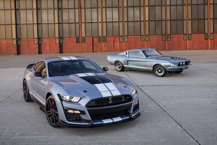 2022FordMustangShelbyGT500HeritageEdition_09
