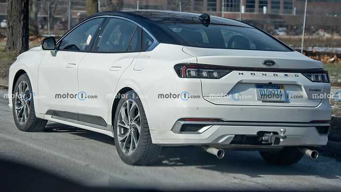 2023-ford-mondeo-fusion-spy-shots (14)