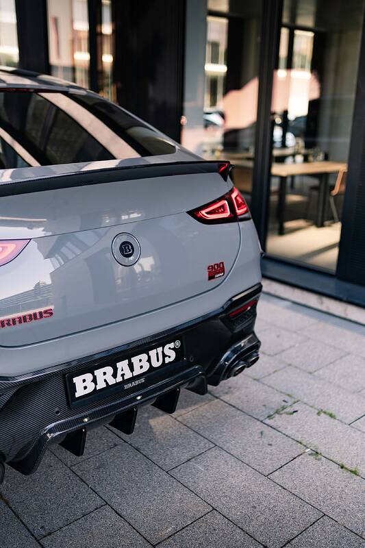 https___media.brabus.com__Resources_Persistent_d_e_a_2_dea25abf6e3d382f7355778d8100d430c8742595_BRABUS 900 ROCKET EDITION Düsseldorf (16)