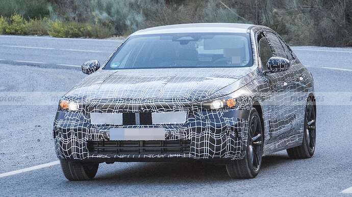 bmw-serie-5-2024-fotos-pruebas-desarrollo-202182016-1634640567_2