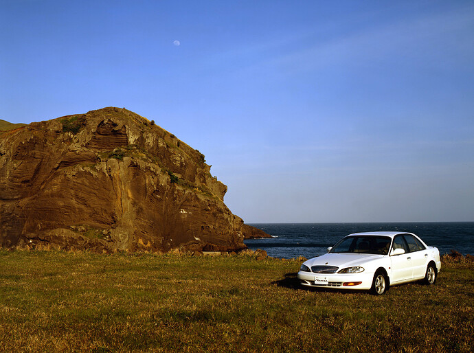 Heritage_Marcia_Outside_shot02_01