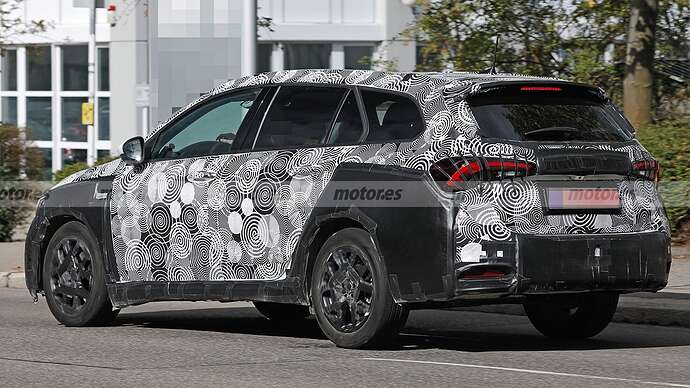 fiat-tipo-cross-station-wagon-adelanto-202182712-1637006060_7