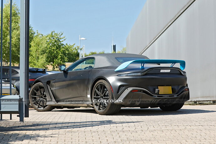 2023-Aston-Martin-V12-Vantage-Roadster-Spy-Shots-21