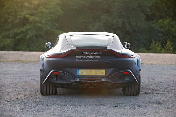 2023-aston-martin-v12-vantage-spied-with-central-exhaust-system-debut-imminent_9