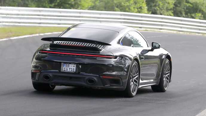 Porsche 911 Turbo Hybrid-2
