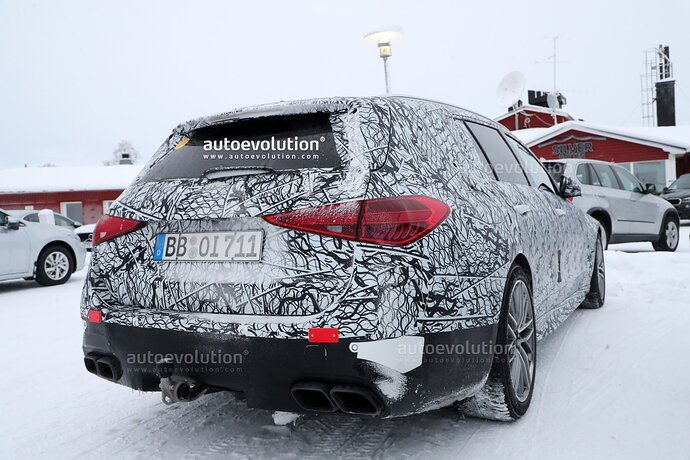 2023-mercedes-amg-c63-wagon-spied-in-production-spec-still-camouflaged_1