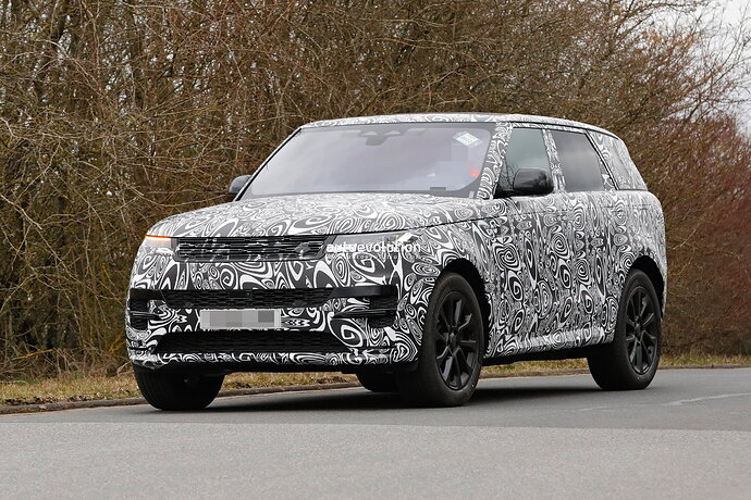 supercilious-range-rover-sport-is-almost-ready-to-put-pressure-on-the-german-establishment-184273_1
