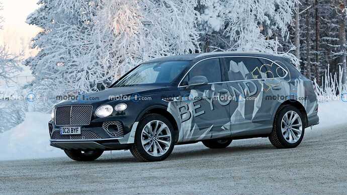 bentley-bentayga-long-wheelbase-spied-during-cold-weather-testing (2)