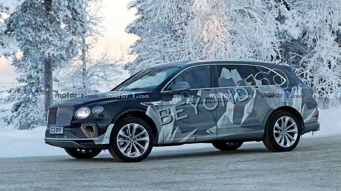 bentley-bentayga-long-wheelbase-spied-during-cold-weather-testing (3)