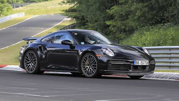 Porsche 911 Turbo Hybrid-8