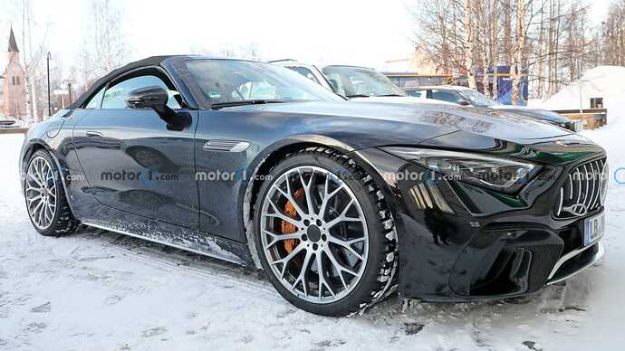 mercedes-amg-sl-plug-in-hybrid-spy-shots-low-angle-front