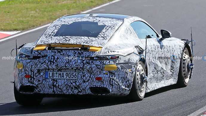 mercedes-amg-gt-coupe-plug-in-hybrid-spy-shots