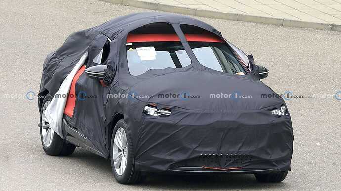 audi-q6-e-tron-sportback-spy-shots (1)