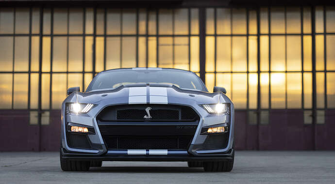 2022FordMustangShelbyGT500HeritageEdition_04
