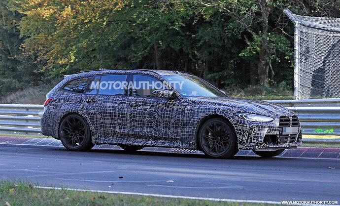 2022-bmw-m3-touring-spy-shots--photo-credits-baldauf-sb-medien_100767974_h