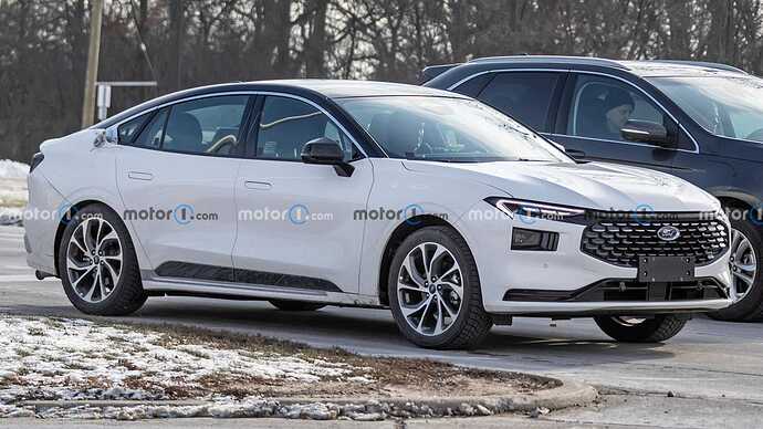 2023-ford-mondeo-fusion-spy-shots (6)
