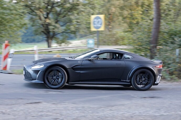 2023-aston-martin-v12-vantage-spied-with-central-exhaust-system-debut-imminent_16