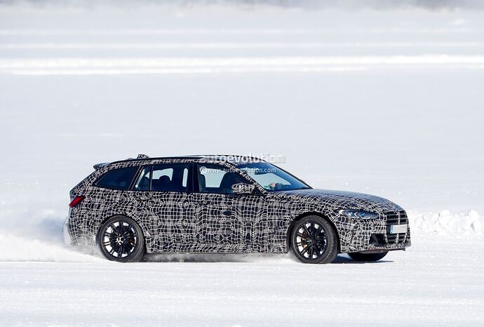 2023-bmw-m3-touring-looks-unphased-by-the-snow-in-latest-spy-video_8