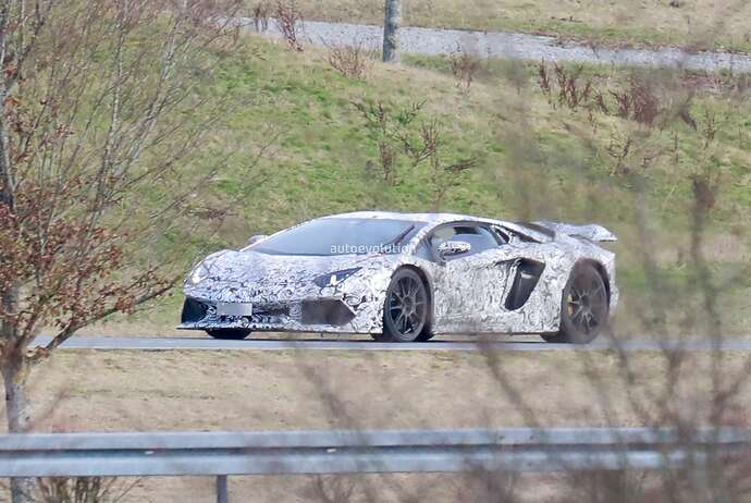 2023-lamborghini-aventador-successor-comes-out-to-play-in-newest-spy-photos-174054_1