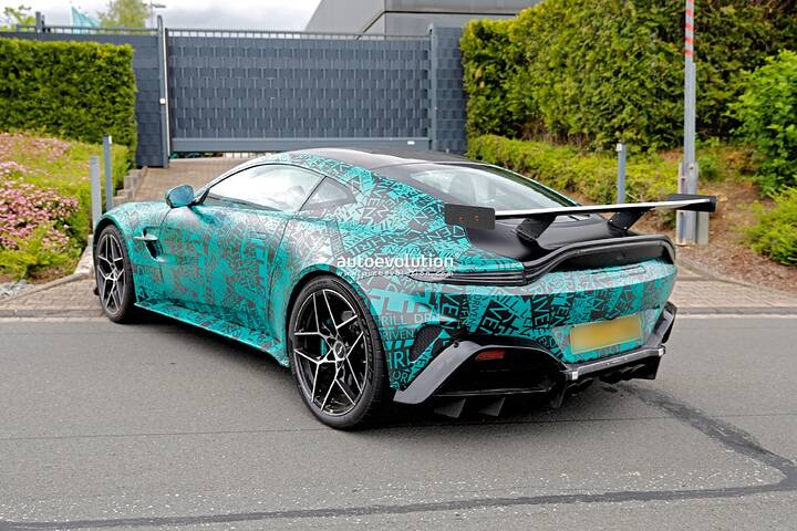 spy-photos-2027-aston-martin-vantage-rs-newcarscoops-with-more-production-intent-parts_12