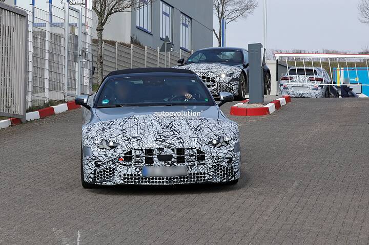 spy-photos-refreshed-2027-mercedes-amg-gt-and-sl-63-don-t-hide-much-anymore-but-might-deceive_2