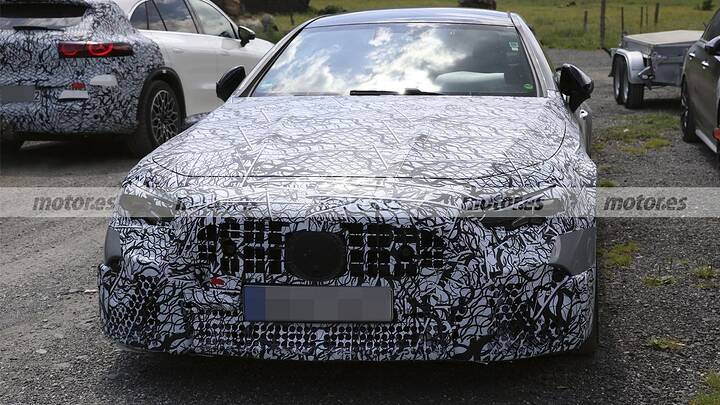 imgi_23_mercedes-amg-cle-63-coupe-fotos-newcarscoops-2027-2026115187-1783505371_5