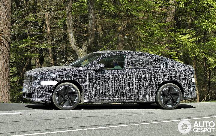bmw-ix4-na7-newcarscoops__4