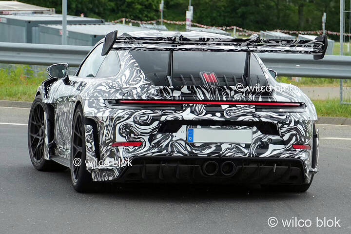 Porsche 992.2 GT3 RS Caught Testing_newcarscoops_617e3b684713