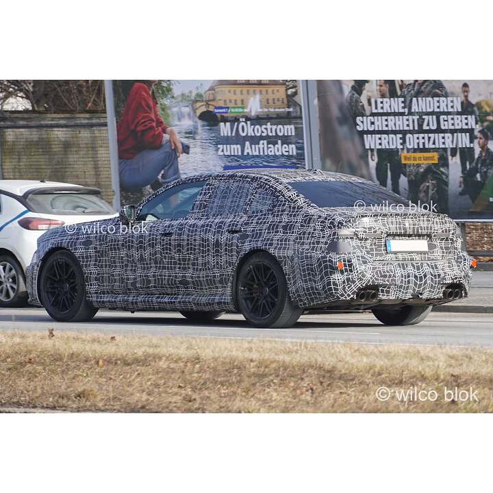 2027 BMW M5 LCI spied -newcarscoops-a2ffb3