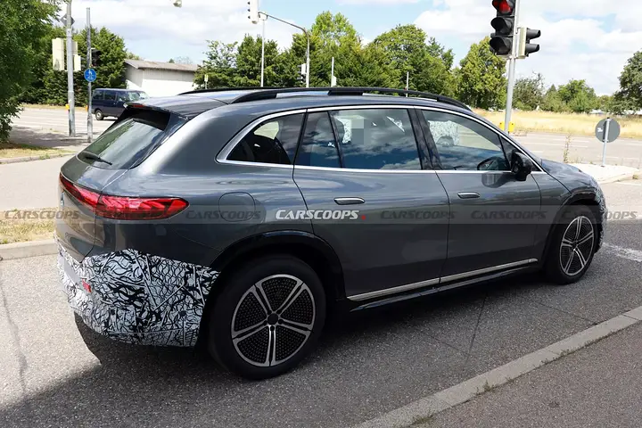 2027-Mercedes-EQS-SUV-724-9-1536x1024