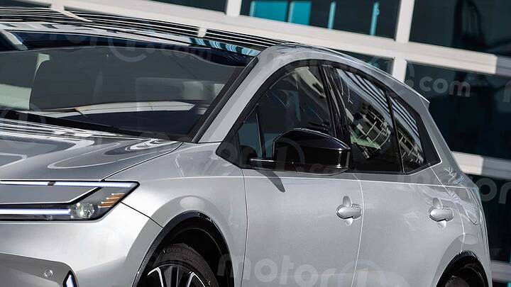 toyota-corolla-2026-il-render-di-motor1.com (2)